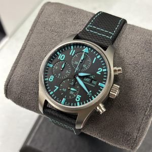 MARLBORO ADVENTURE TEAM CHALLENGER WATCH 97 SUPER RARE 02676