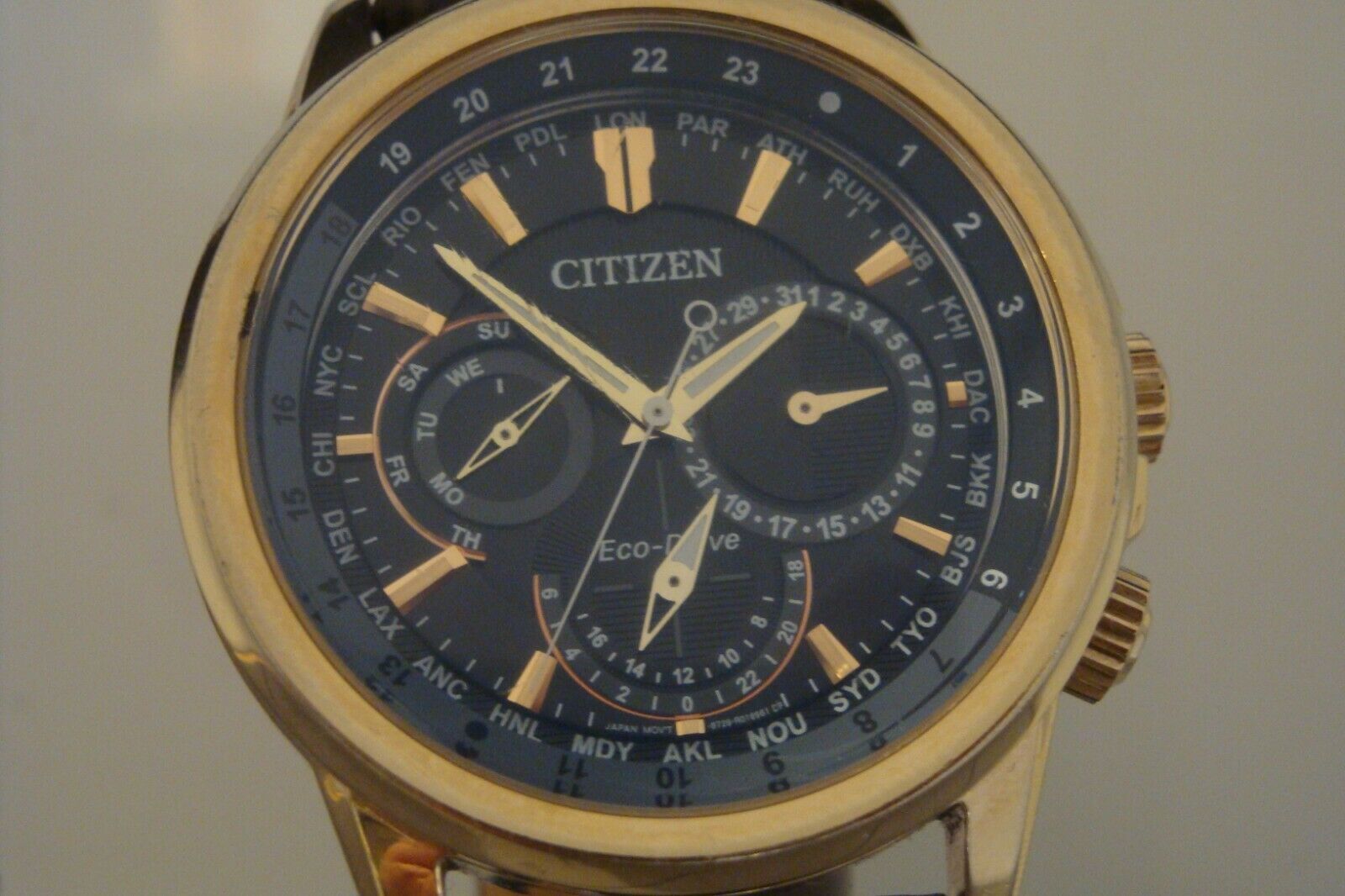 Citizen Eco-Drive World Time 8729-R005995. Rose gold. Gents watch