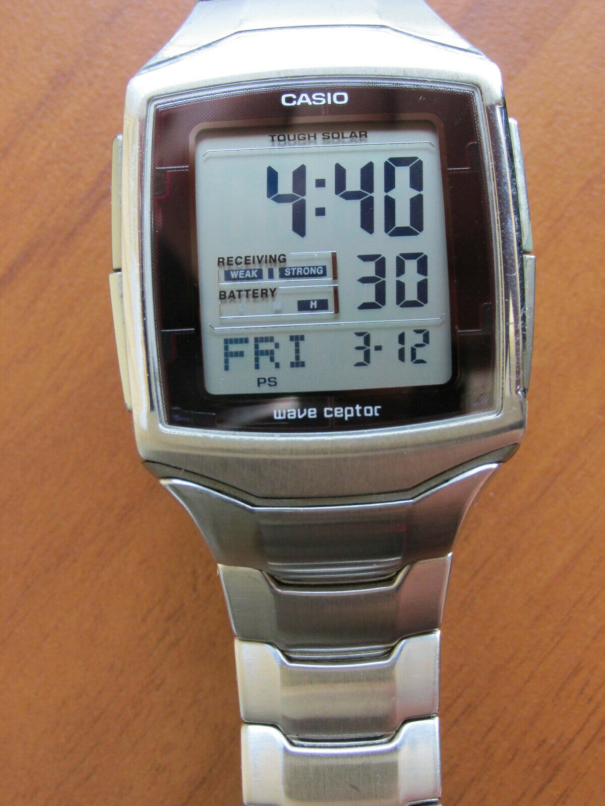 VINTAGE CASIO WVH-500J WAVE CEPTOR TOUGH SOLAR E