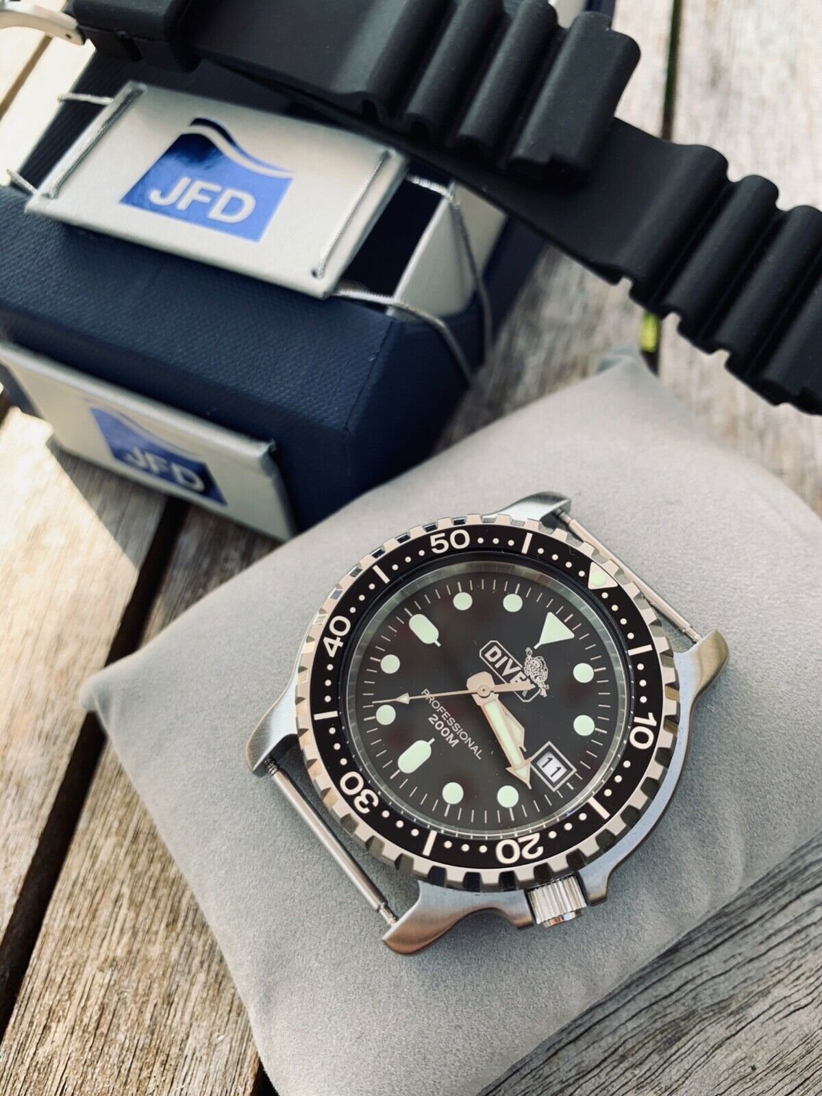 Divex Professional Divers 200m Watch BRAND NEW NEVER USED WatchCharts Marketplace