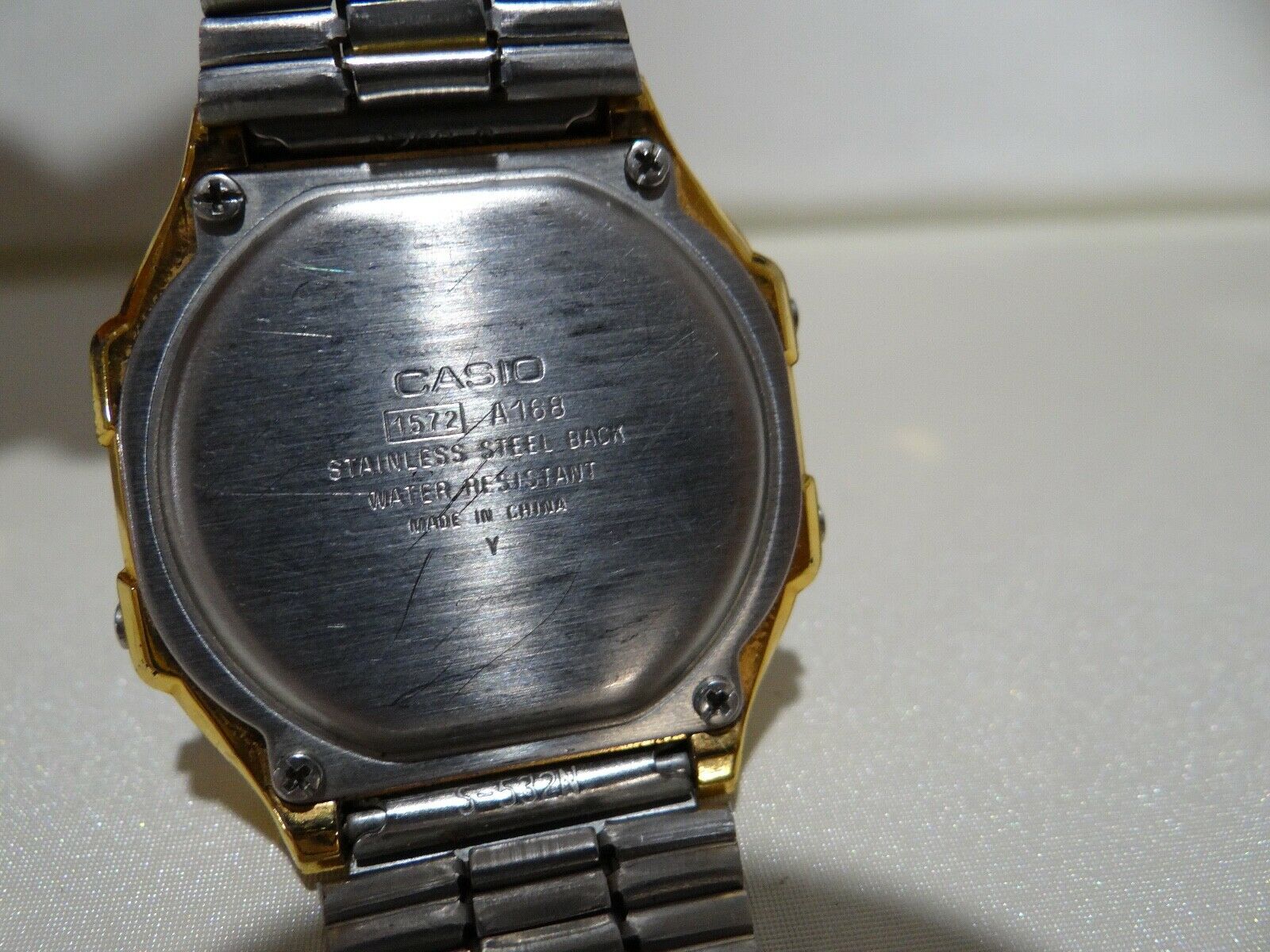 CASIO デジタルウォッチ1572 A168 ゴールド腕時計 マレーシア CASIO デジタルウォッチ1572 A168 ゴールド腕時計 マレーシア