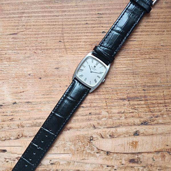 Montre Universal Genève Tank Vintage - Réf. 842114, Mécanique, Années 70, Acier Et Cuir