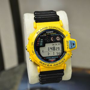 CASIO CBX-1000 YAMAHA EDITION 1/1000 CHRONOGRAPH DIGITAL WATCH