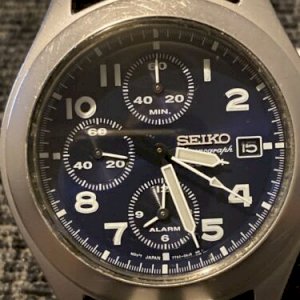 Seiko Chronograph 7T62-0AH0 200M Watch | WatchCharts
