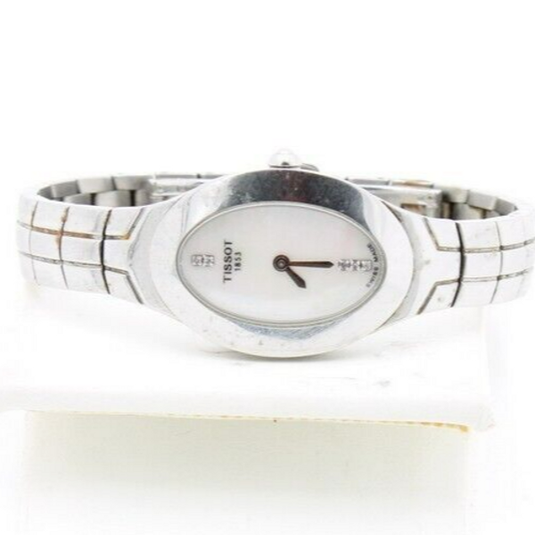 TISSOT 1853 QUARTZ STAINLESS OVAL WATCH L720 MOTHER OF PEARL DIAL