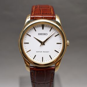 高評価レビュー Citizen Quartz Watch 5930-S37932Z-SMS Japan Movement Gold 金属工芸