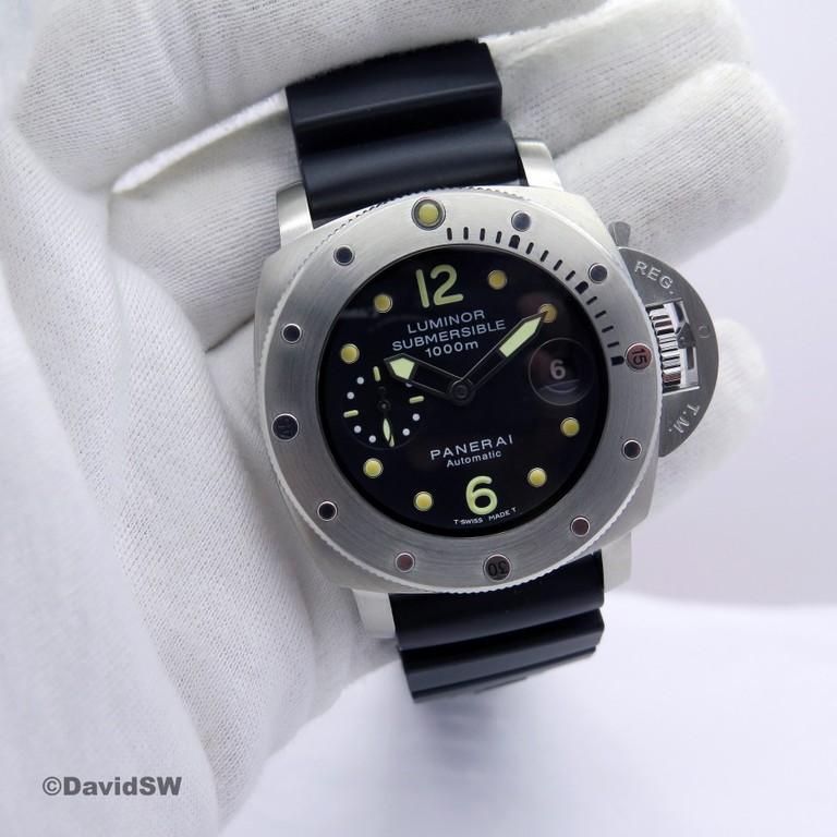 FS Panerai PAM 243 LUMINOR 1950 SUBMERSIBLE 1000M AUTOMATIC J