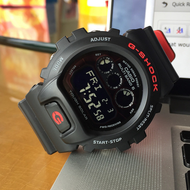 Casio G-Shock (GW6900)