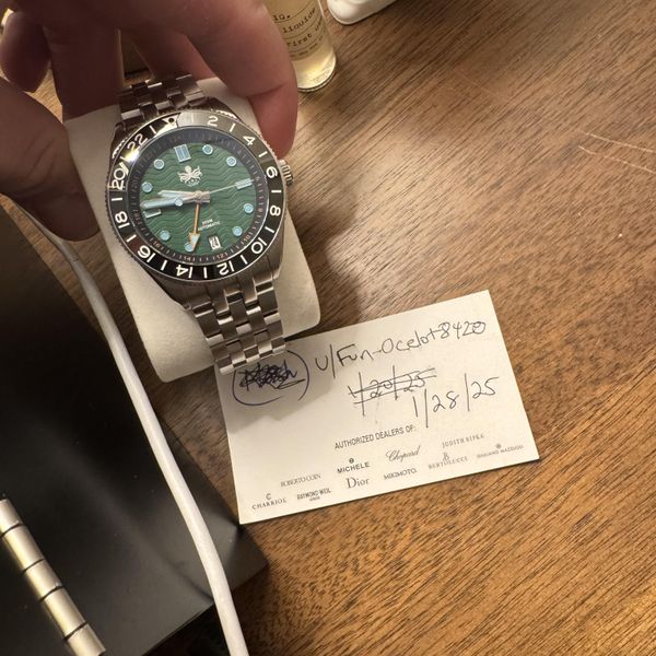 [WTS] Phoibos wavemaster GMT green (MINT) $325 | WatchCharts Marketplace