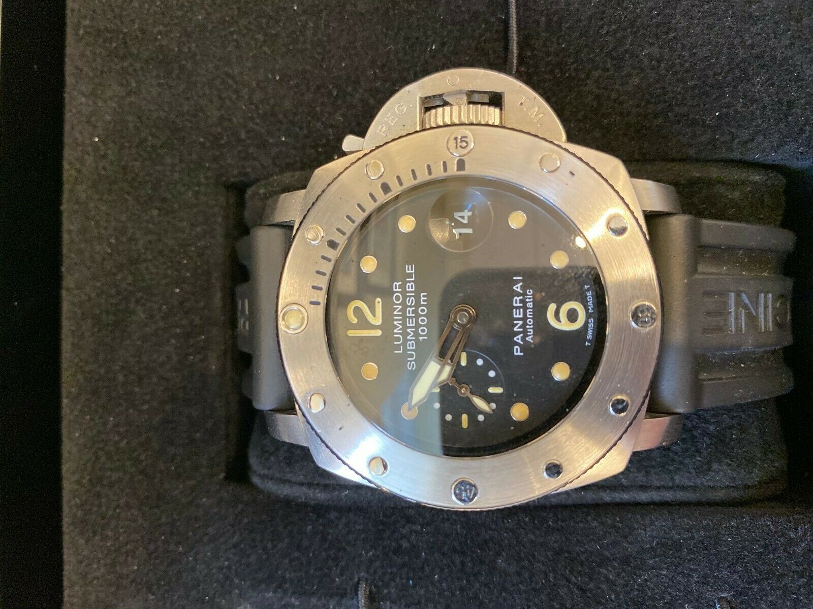 Panerai Luminor 1950 Submersible Pam 0243 WatchCharts