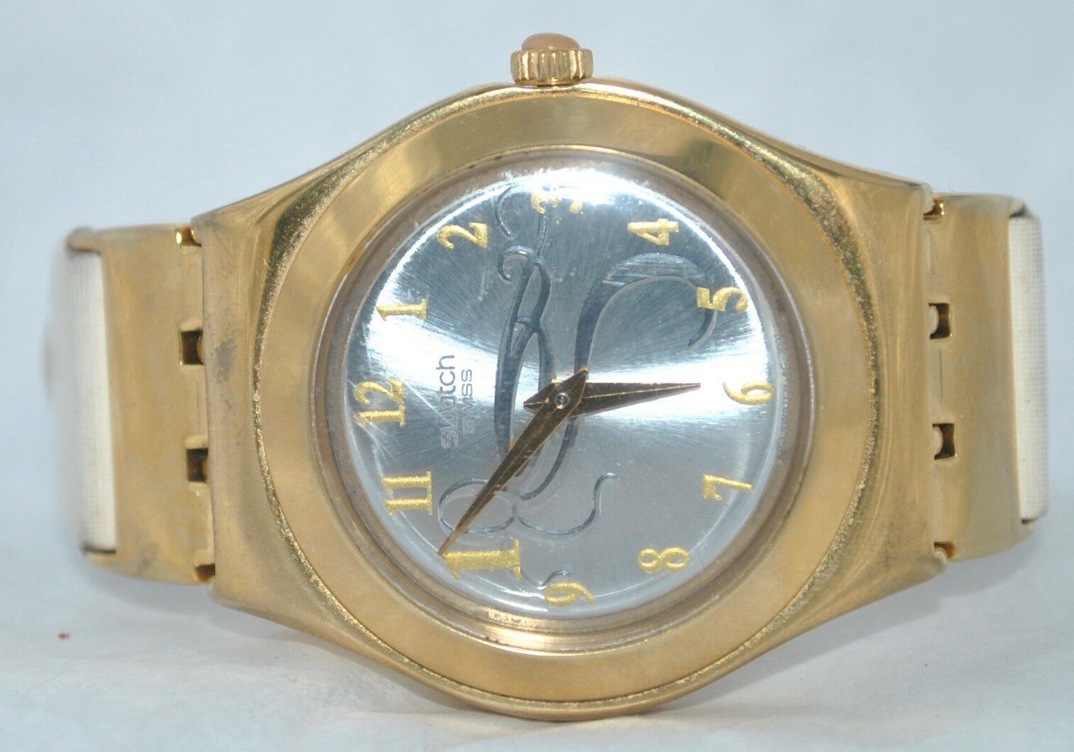 Swatch 2002 James Bond Octopussy 007 Watch Gold Bracelet & Leather