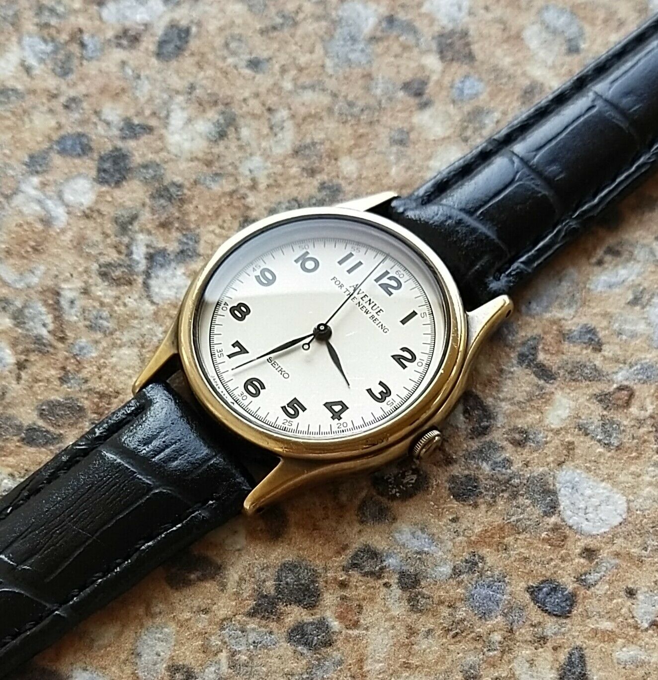 Rare Seiko Avenue Quartz 5S21 6A10 February 1988 Sweep Second Hand