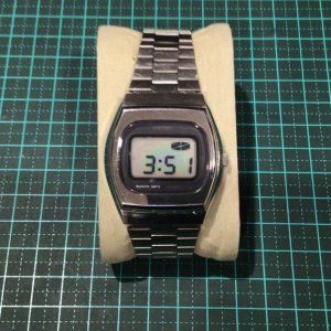 VINTAGE 1976's SEIKO 0534-5020 デジタル時計 Vintage Seiko 0534-5020 Lc Lcd Digital Quartz Watch | WatchCharts