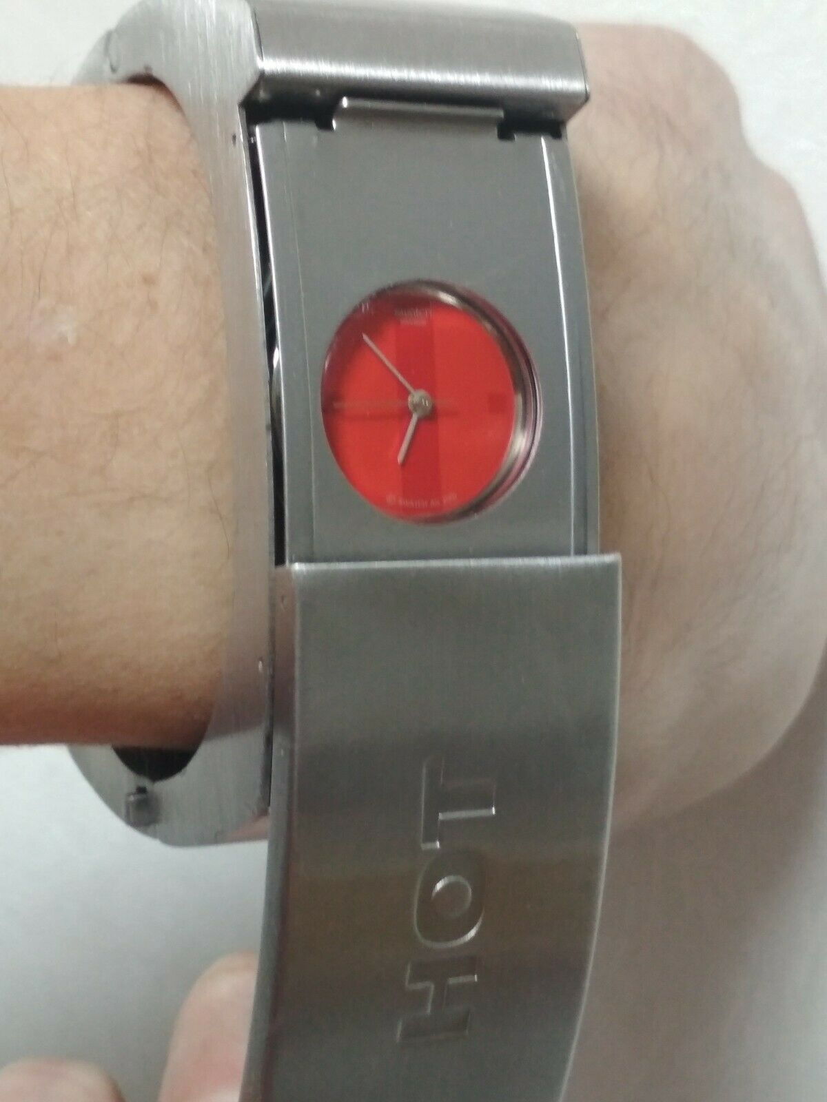 SWATCH LADY IRONY AG2000 HOT CHIC WATCH | WatchCharts Marketplace