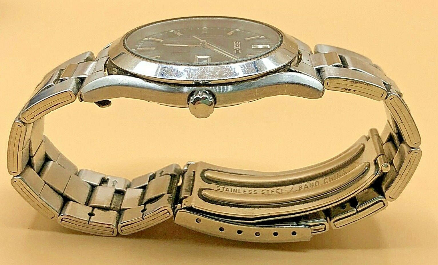 Vintage Mens Seiko 7N43-9070 SS Watch Black Face Day Date NEW