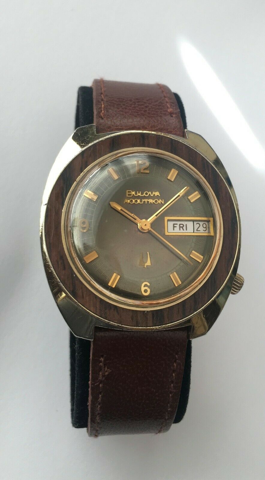 Bulova accutron online n3