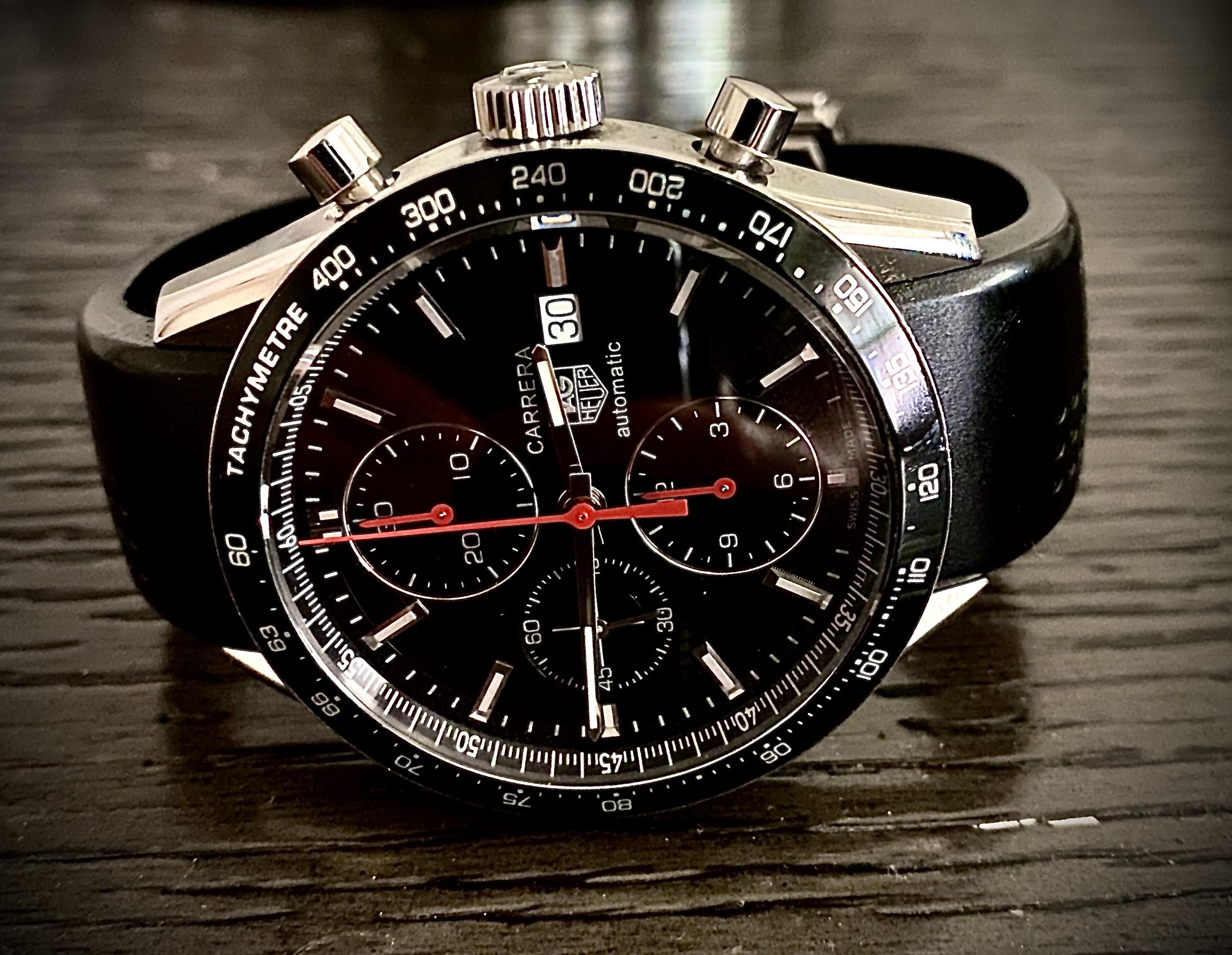 Tag heuer chronograph. Tag Heuer Carrera Red bull Racing.