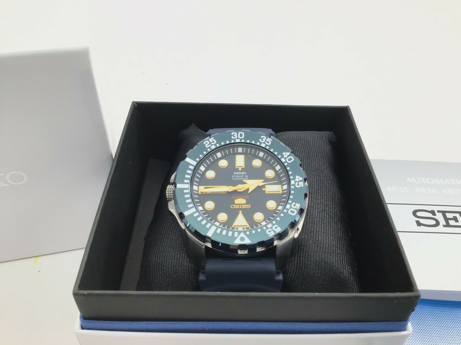 seiko diver automatic blue dial blue rubber mens watch srp605k2