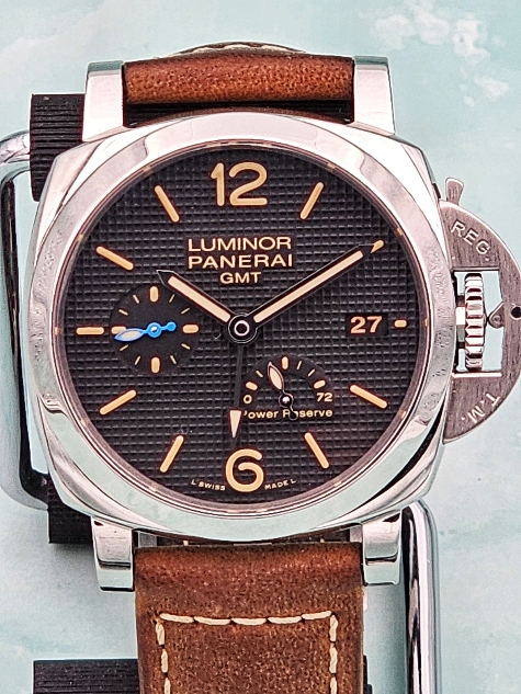 Panerai Luminor GMT Automatic OP6691 PB0550120 WatchCharts