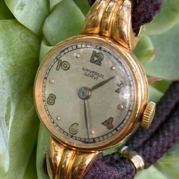 Vintage 18K Solid Gold Universal Genève Cal 245 Swiss Women's WindUp