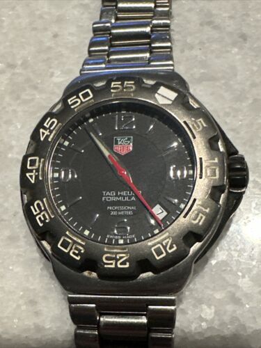 TAG HEUER Formula 1 WAC1110 0 Black Dial Men s Watch 776507 Broken