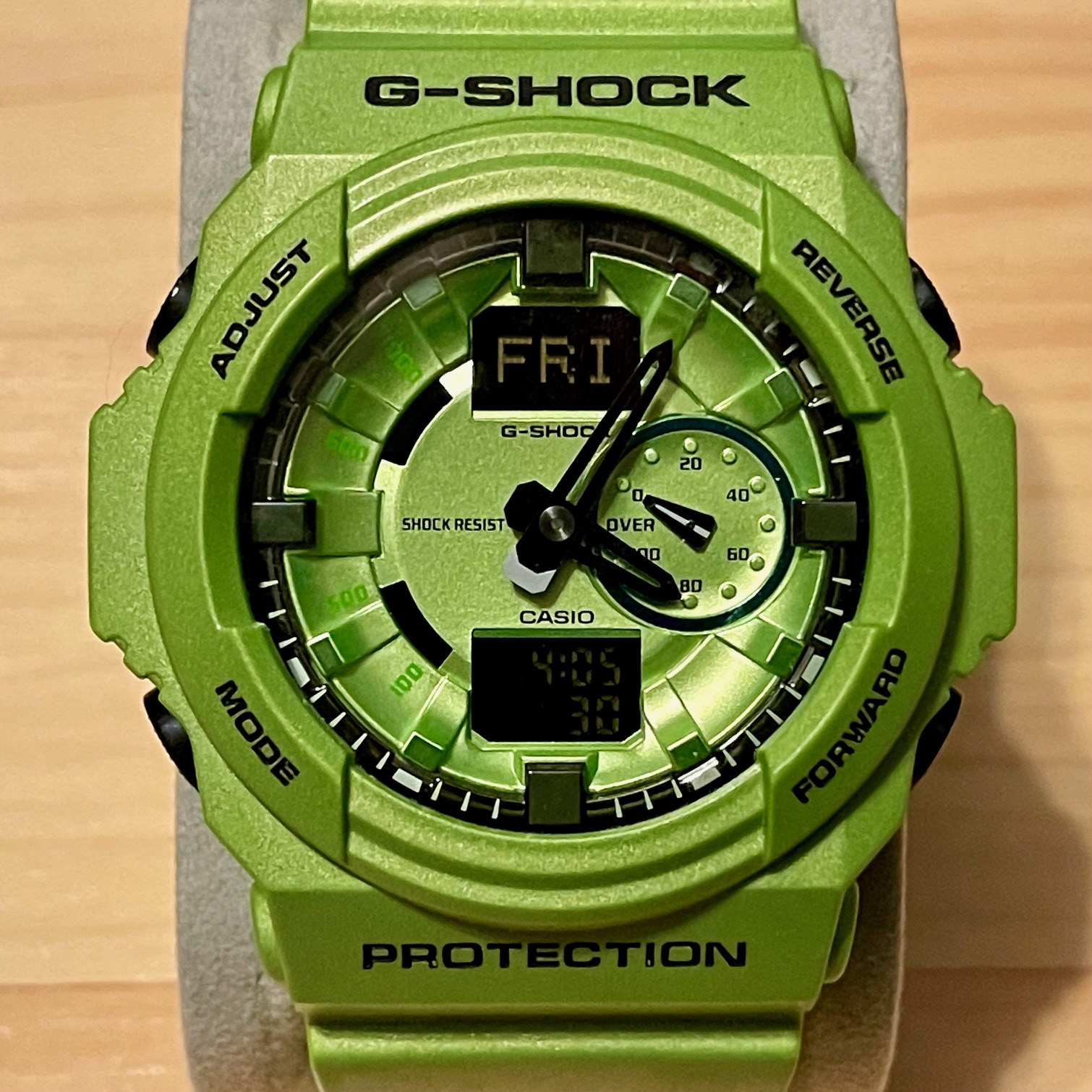 希少　CASIO G-SHOCK GA-150A-3AJF メタリックグリーン 希少 CASIO G-SHOCK GA-150A-3AJF メタリックグリーン