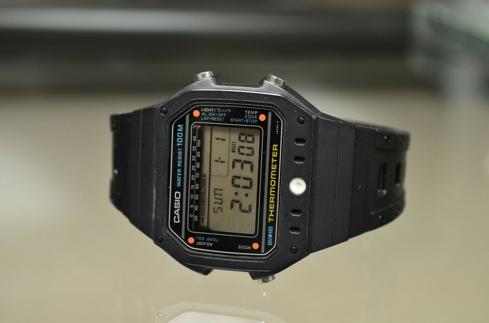 CASIO TS-1000 THERMOMETER DIGITAL WATCH RARE VINTAGE 1982 CASIO TS-1000 THERMOMETER DIGITAL WATCH RARE VINTAGE 1982