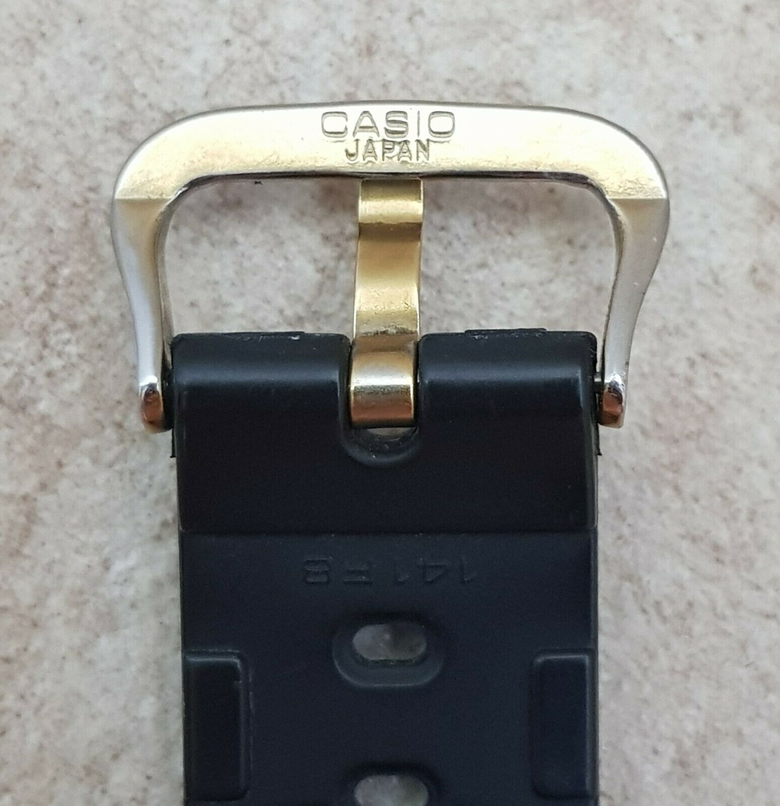 Casio DW 5600 901 Japan Steel Screw Back Classic G-Shock