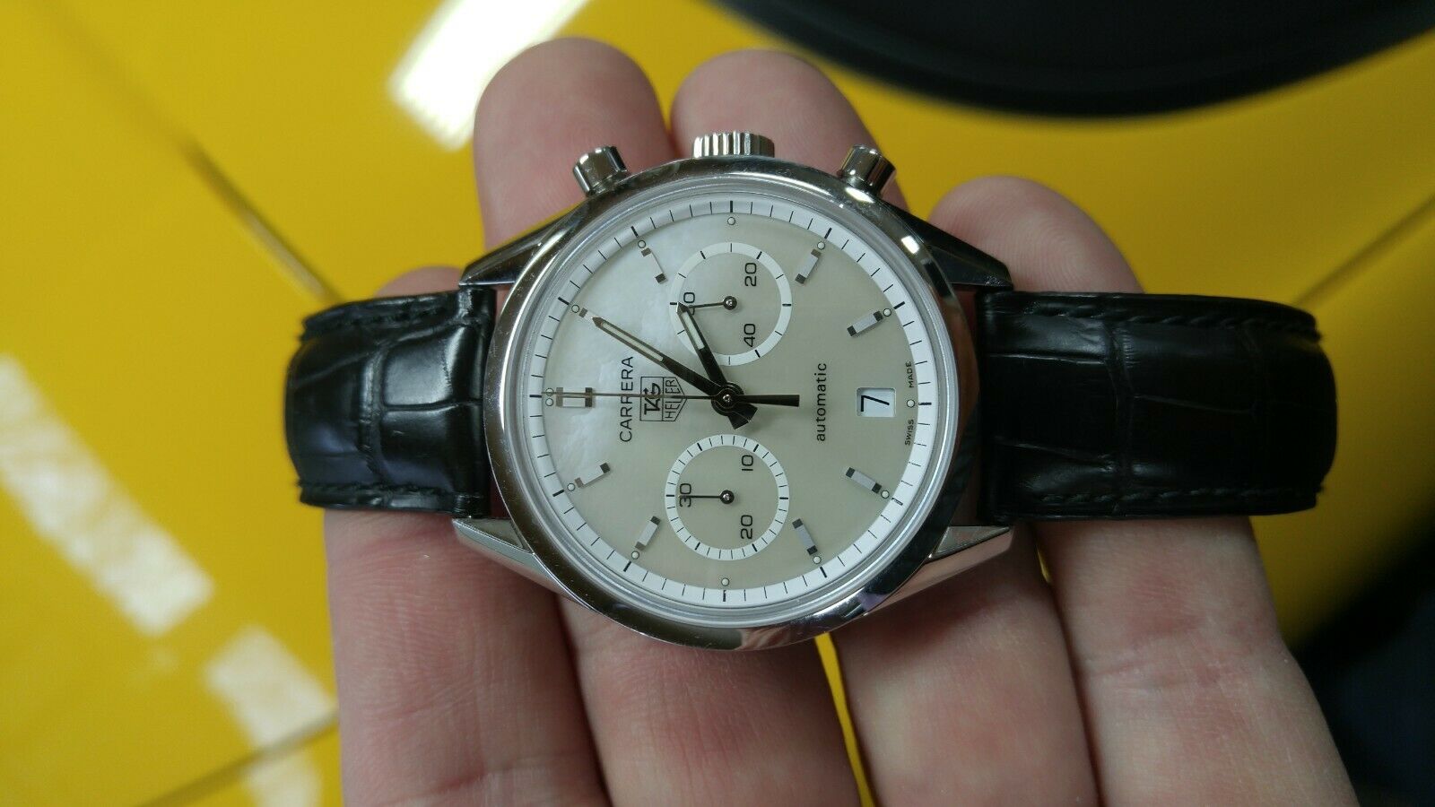 TAG Heuer Carrera CV2115 Rare Mother of Pearl Chronograph