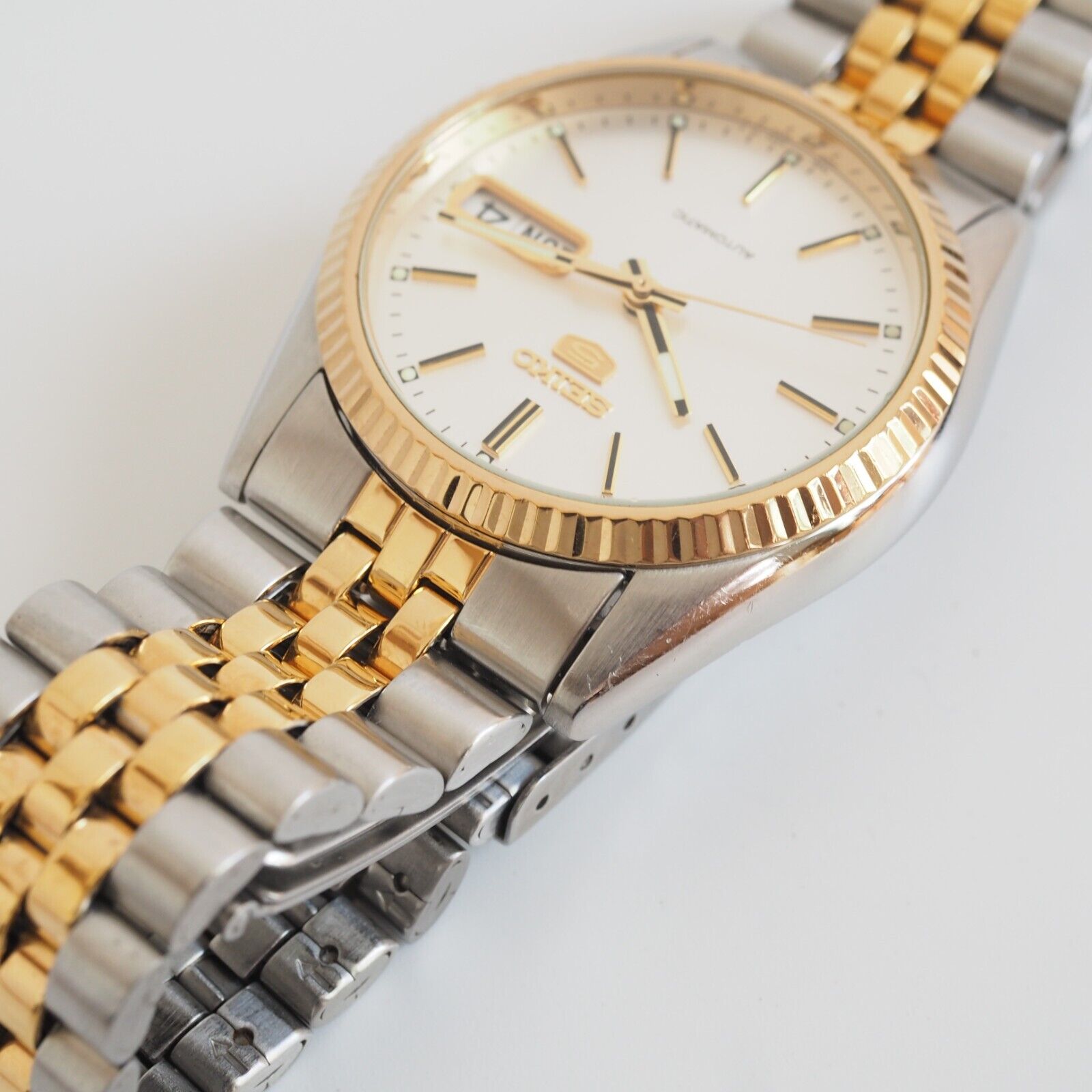 SEIKO 5 SNXJ90 7S26-0500 Automatic Gold Silver Datejust style 36mm Video | WatchCharts Marketplace SEIKO 5 SNXJ90 7S26-0500 Automatic Gold Silver Datejust style 36mm Video | WatchCharts Marketplace