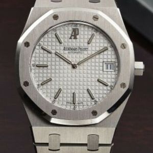 15202 white dial