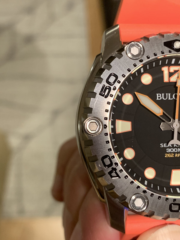 FSO Bulova Sea King 96b228 300M diver – 262 khz movement. High End