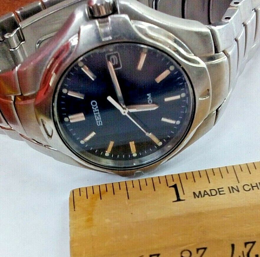 Seiko Men's 100M 10 Bar Stainless Steel Wrist Watch 7N42-7000 7