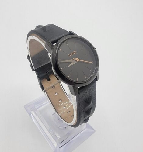 Ladies Nixon  display picture 2