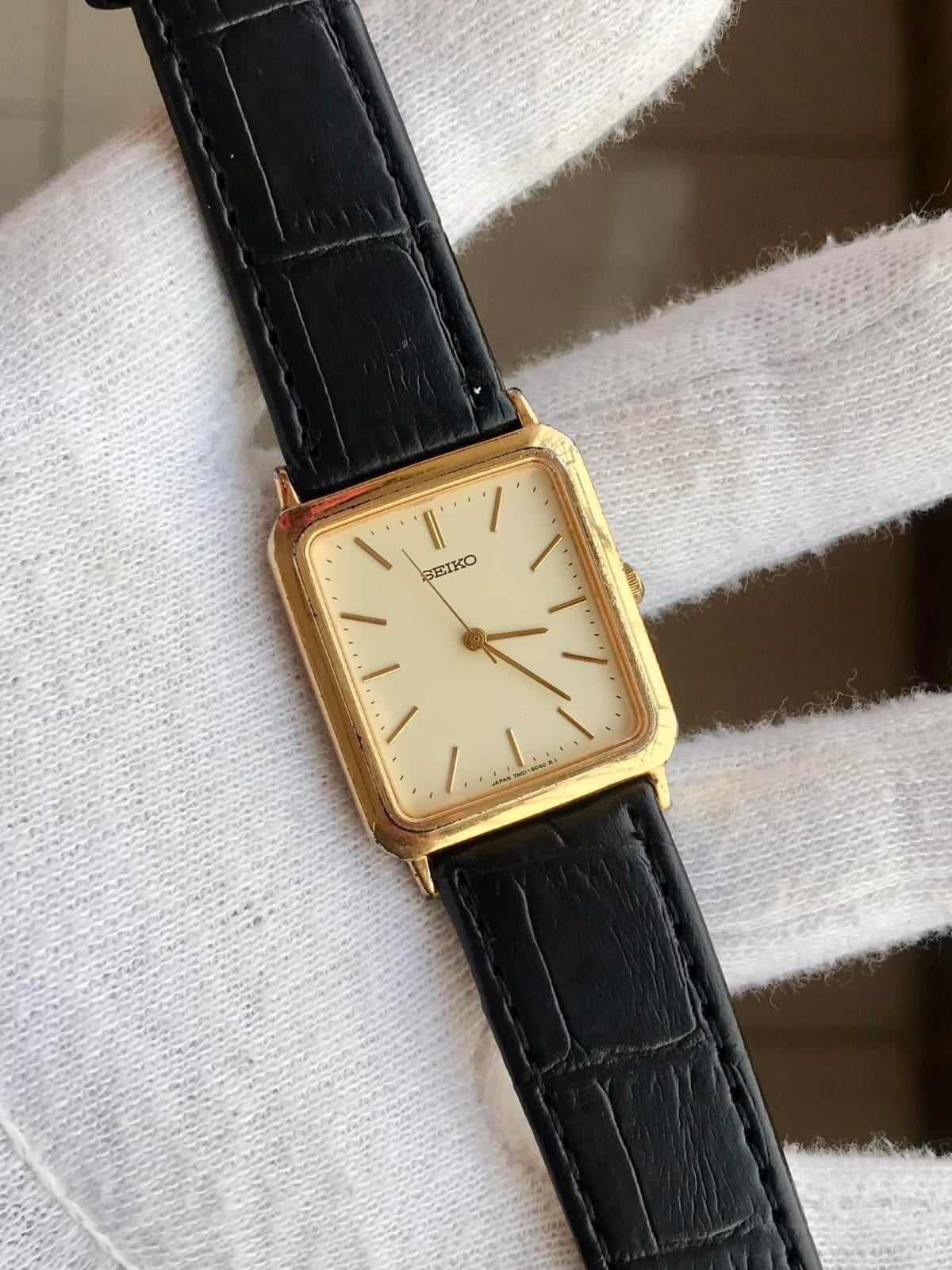 SEIKO tank シャリオ 7N01-5000 稼働品 SEIKO tank シャリオ 7N01-5000 稼働品 2025年最新】Yahoo