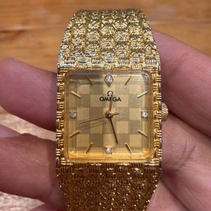 Seiko Gold Watch SRPE74K1 4R36-08E0 | WatchCharts Marketplace