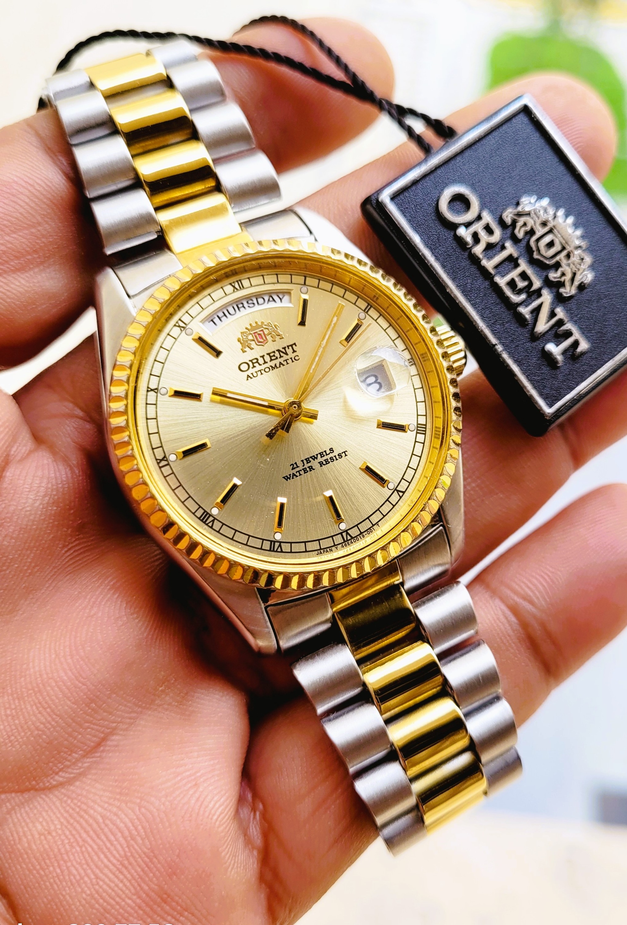 Orient President Day Date Two Tone Fluted Bezel Champagne Gold Dial FEV03000GY WatchCharts Marketplace