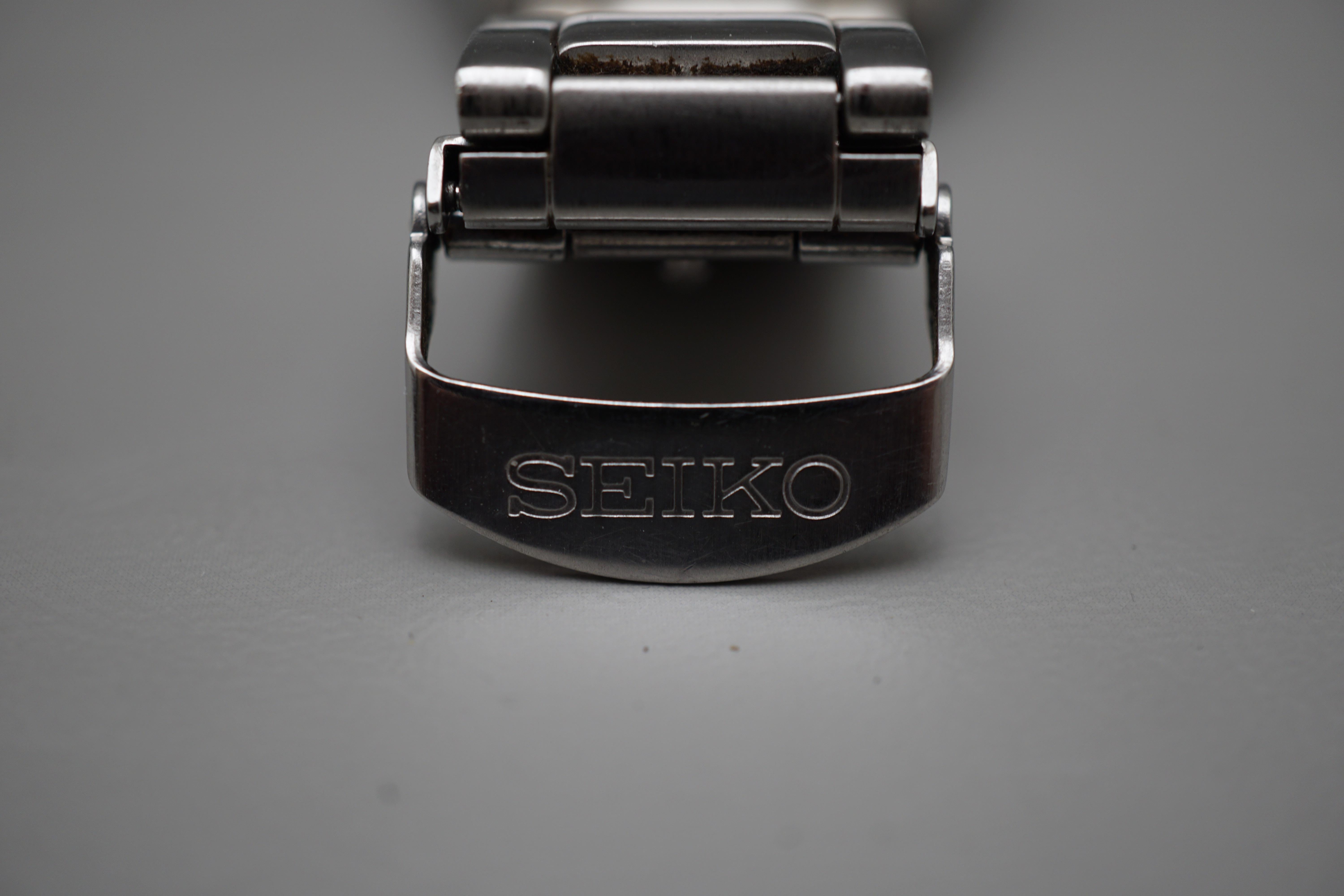 WTS] Seiko 5 Sports SNZE81 7S26 Black Dial 100M Compass