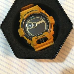 Casio G Shock G Lide Yellow Low Temperature Resistant Watch Gls 00 9er No Batt Watchcharts