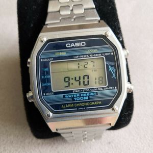時計 Casio digital w-350 Marlin 1980 vintage CASIO - W-350 - Marlin - Vintage Digital Watch - Digital