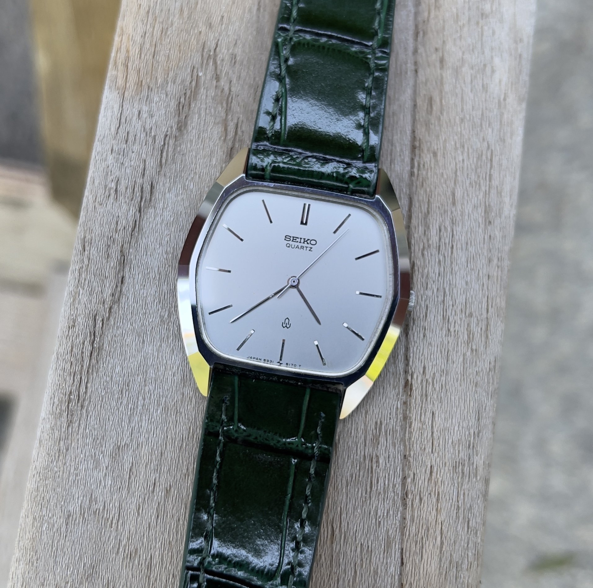 320 USD] Seiko 5931-5180 SHAC Case Vintage Dress Watch - Circa 
