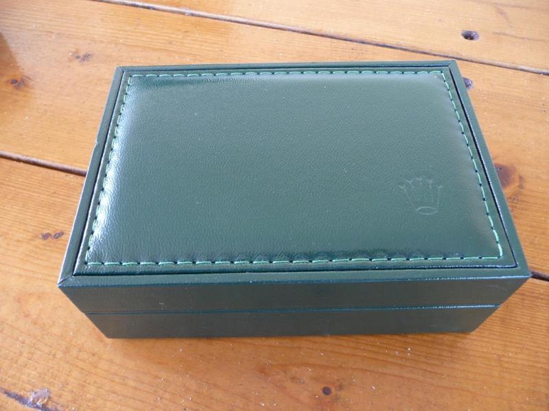 ロレックス箱 68.00.02 FS: Rolex Box 68.00.02 (Green Box) | WatchCharts Marketplace