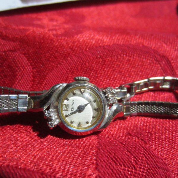 Vintage Benrus Women's Windup Watch w/ 4 Diamonds 14k White Gold Case ...