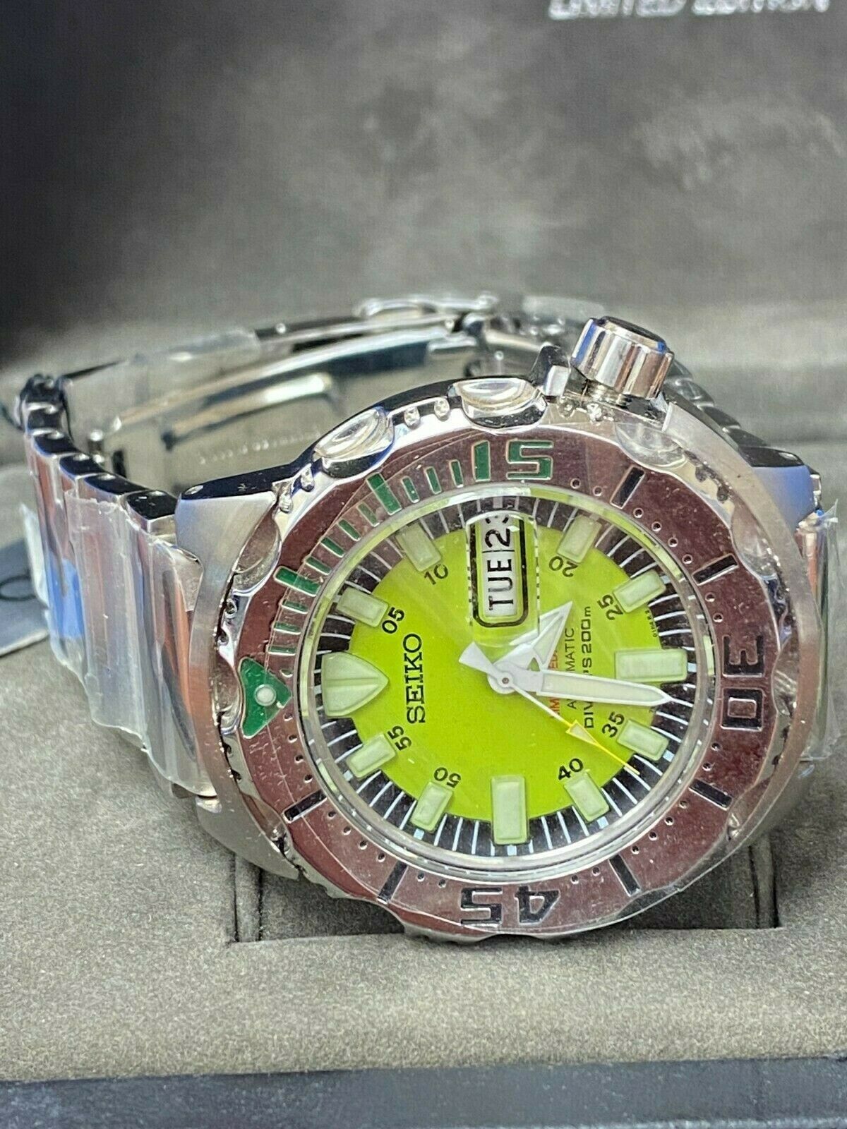 Seiko monster best sale green limited edition