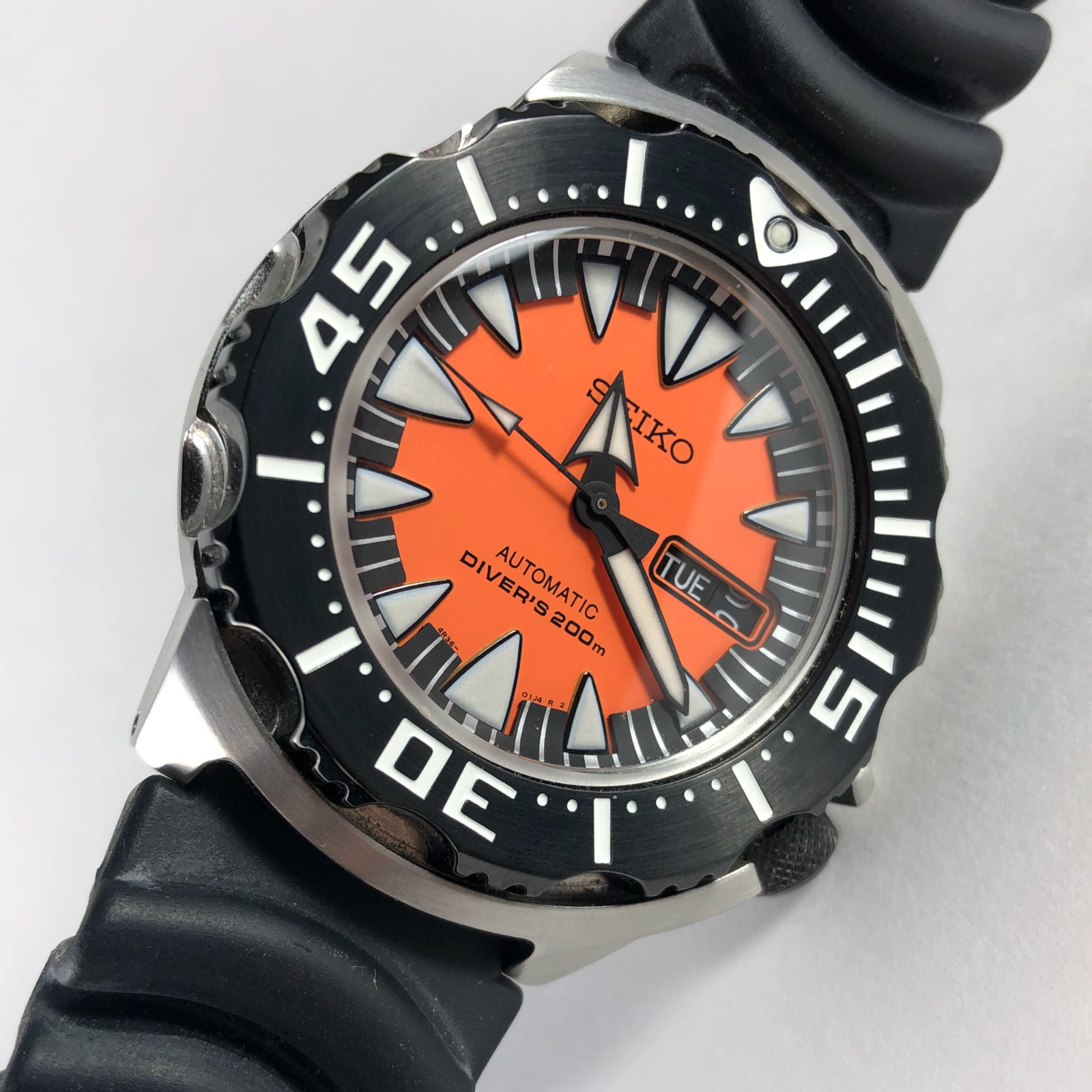 Seiko 2nd Generation Orange Monster SRP315K1 24 Jewel Automatic