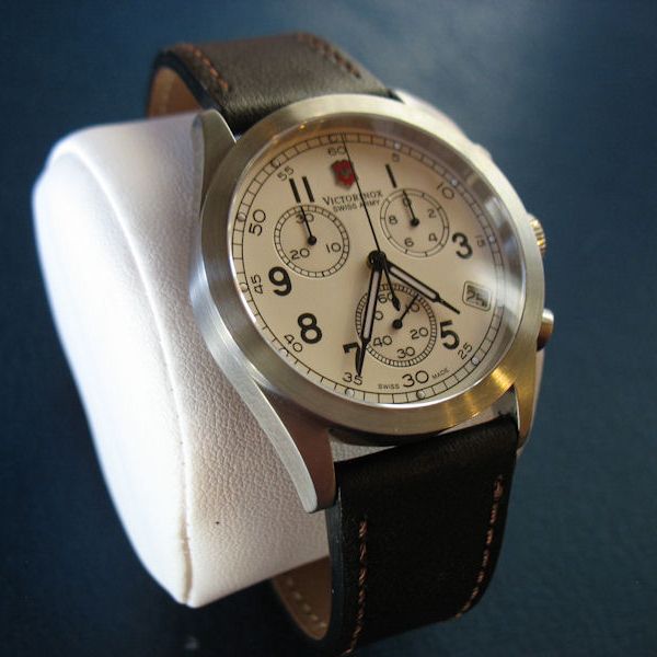 FS: Victorinox Swiss Army Infantry Chrono 24083, brown leather ...