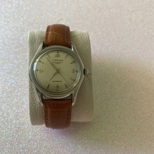 Vintage Longines Mens 35mm Silver dial . Ref 6536 Calibre 19AS