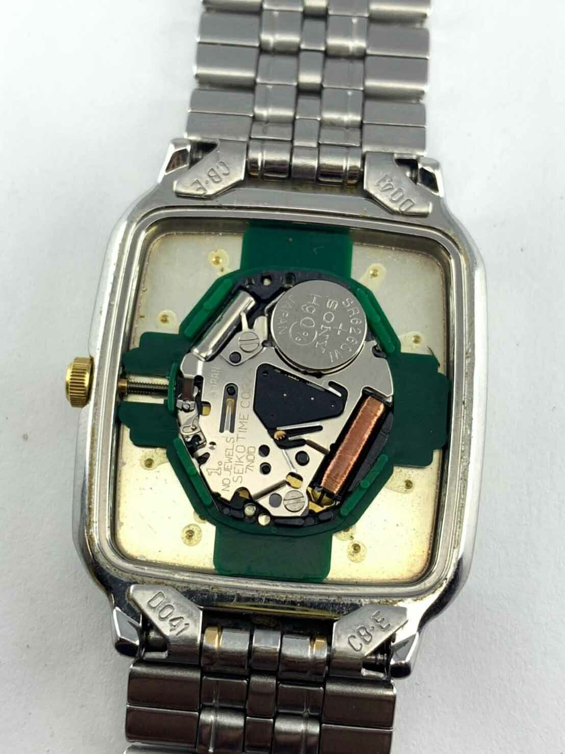 Vintage SEIKO SPIRIT 7N01-5210 Quartz Wrist Watch Japan