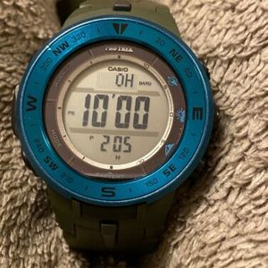 New Casio Pro Trek Prg 330 Solar Men S Watch 19 Watchcharts