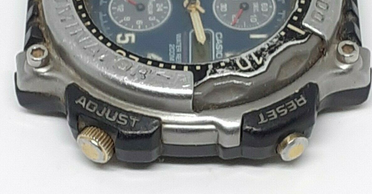 Casio Chronograph 1/100 MDA-100 (1325) Illuminator Rare Vintage
